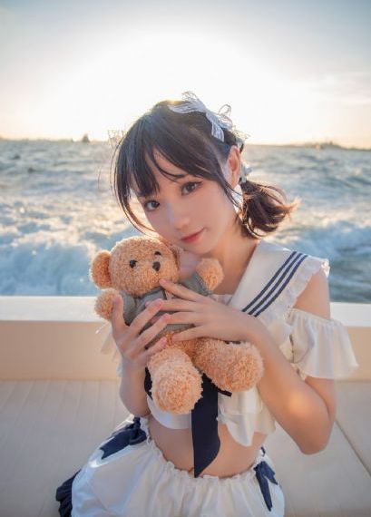 年轻的小姑子